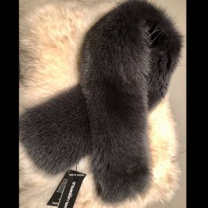 NWT Karl Lagerfeld fur scarf 🧣
